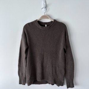SOLD - Aritzia Babaton Crew Neck Wool Cashmere Sweater